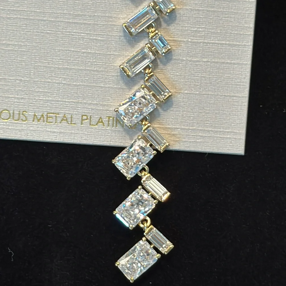 NWT Nadri CZ Herringbone Linear Drop Earrings - Picture 4 of 7